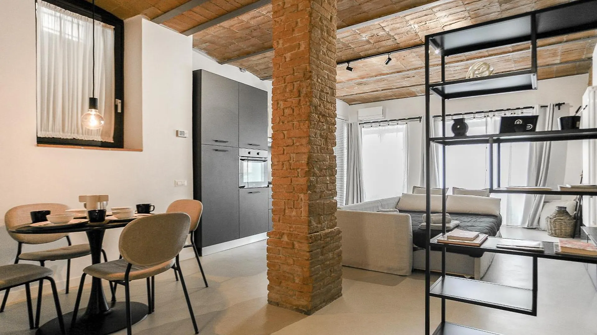 The Masters' House - Arezzo Design Studio 0*,